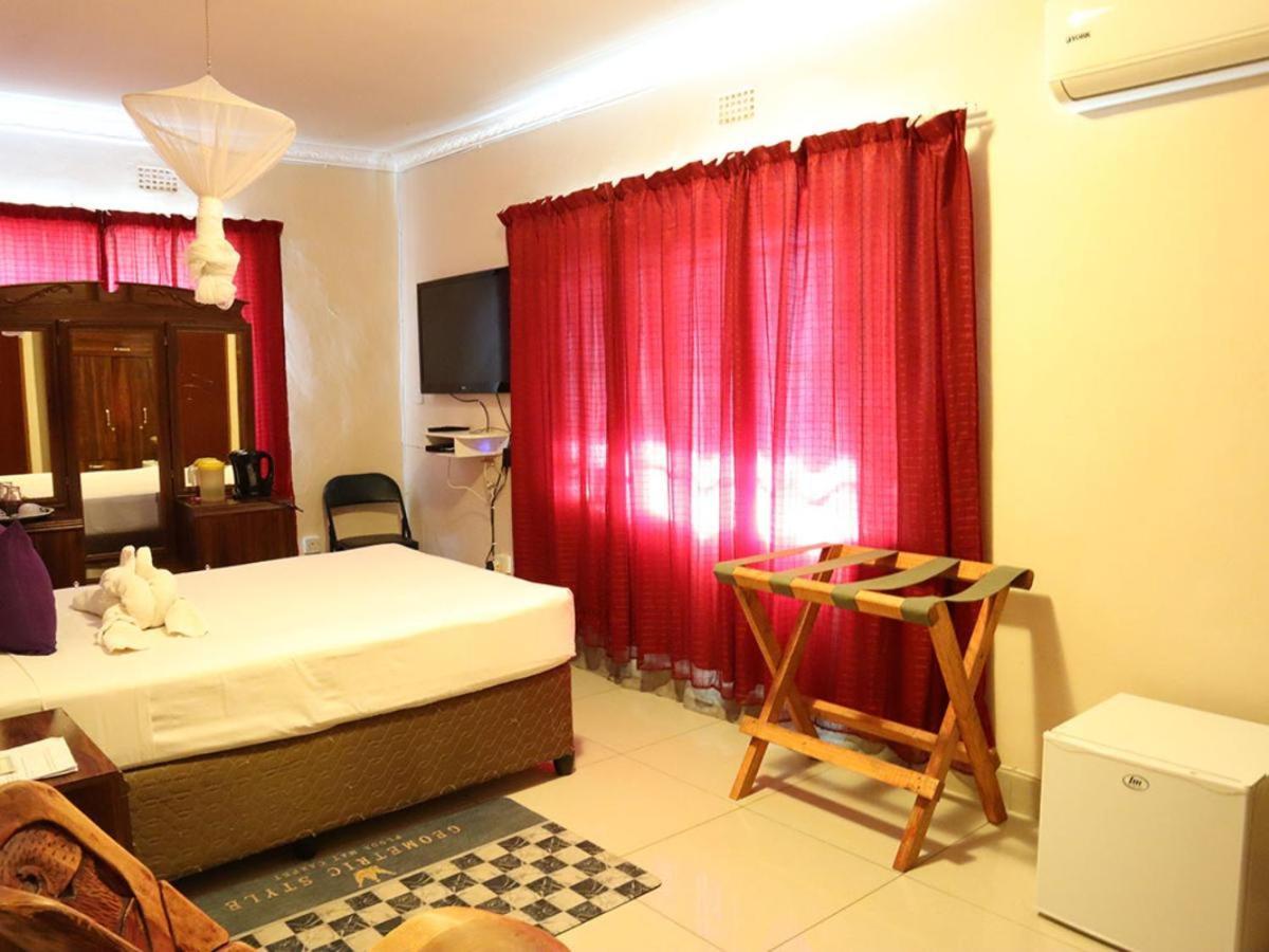 Amariah Guest House Kasane Room photo